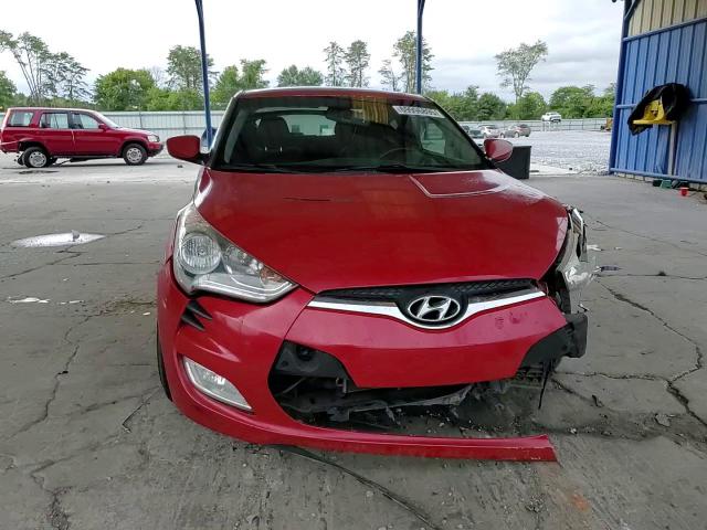2013 Hyundai Veloster VIN: KMHTC6AD1DU108579 Lot: 69996895