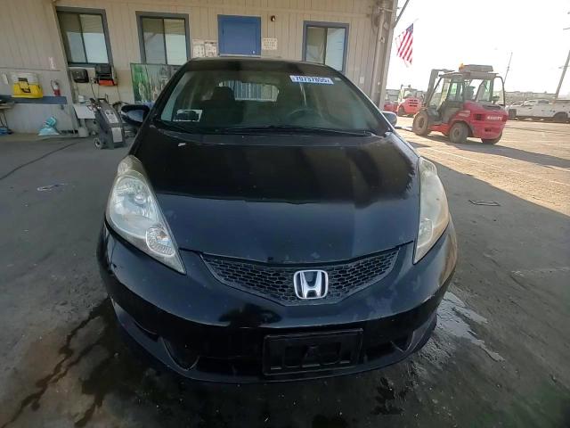 2011 Honda Fit Sport VIN: JHMGE8H64BC013132 Lot: 70737855