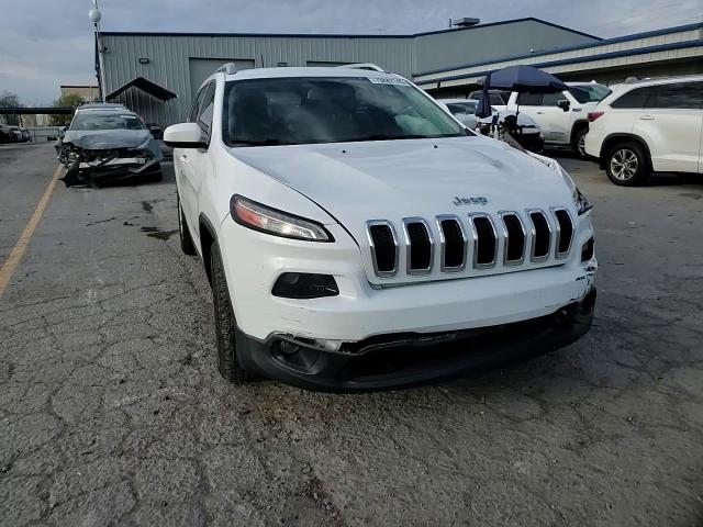2018 Jeep Cherokee Latitude Plus VIN: 1C4PJLLB1JD576961 Lot: 70883745