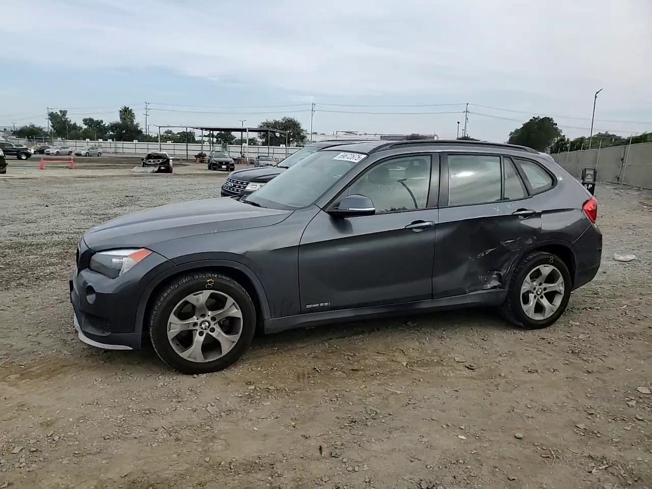 Фото: WBAVM1C5XFV317140