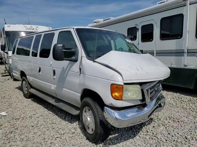 2004 Ford Econoline E350 Super Duty Wagon VIN: 1FBSS31S34HA11476 Lot: 70597465