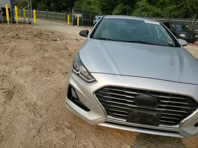 2018 Hyundai Sonata Se VIN: 5NPE24AF0JH625321 Lot: 67220155