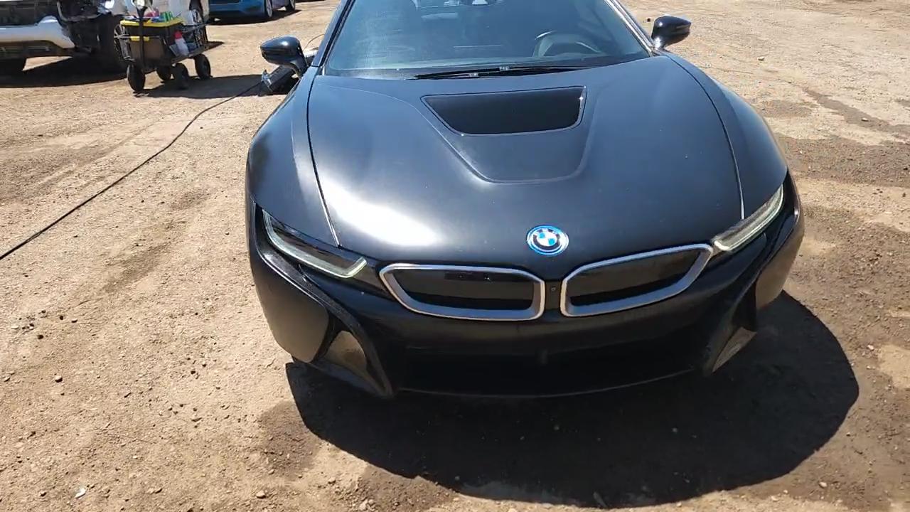 Фото: WBY2Z2C32HV676608