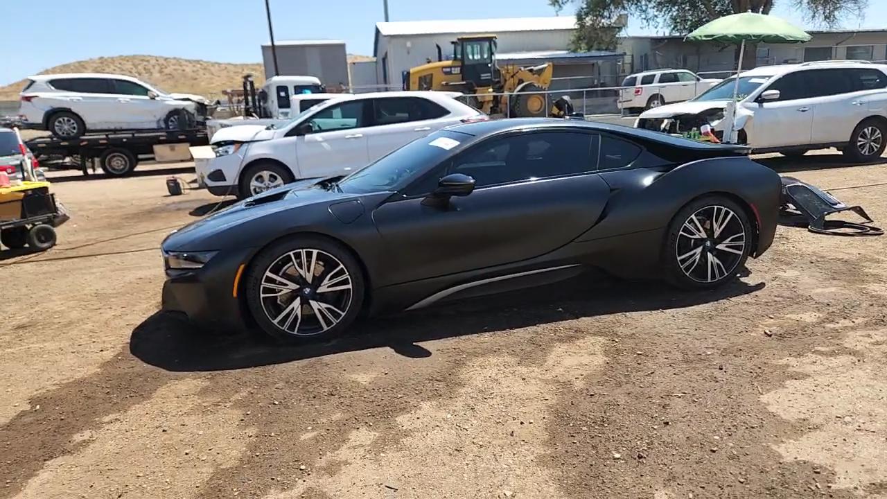 Фото: WBY2Z2C32HV676608