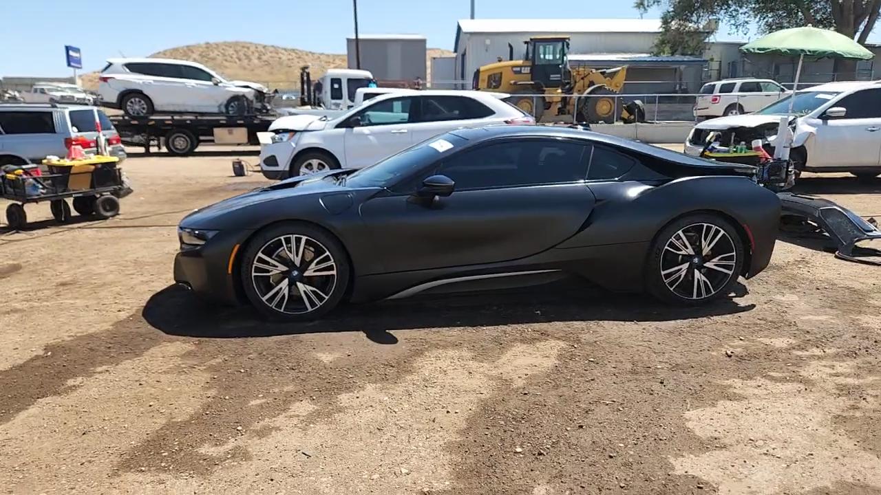 Фото: WBY2Z2C32HV676608