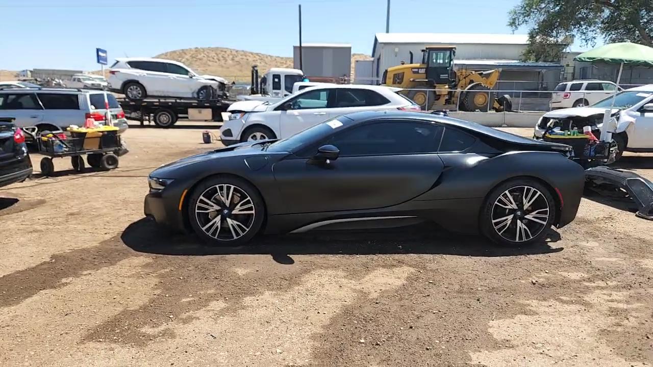 Фото: WBY2Z2C32HV676608