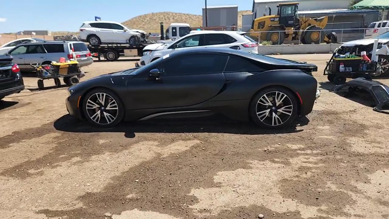 Фото: WBY2Z2C32HV676608