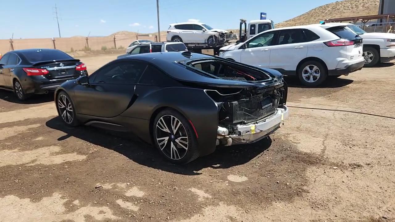 Фото: WBY2Z2C32HV676608