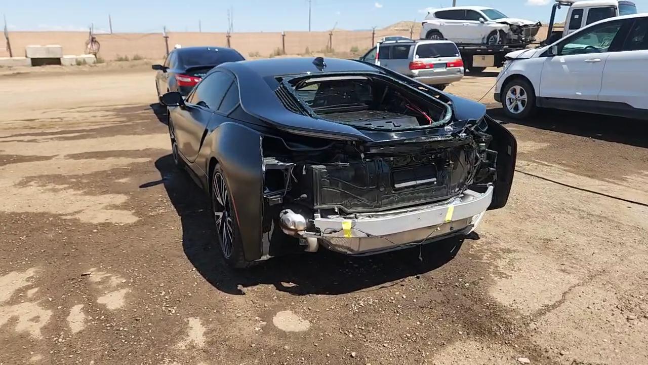 Фото: WBY2Z2C32HV676608