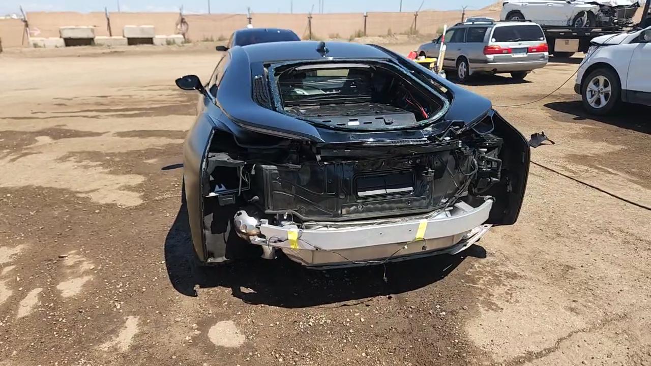 Фото: WBY2Z2C32HV676608