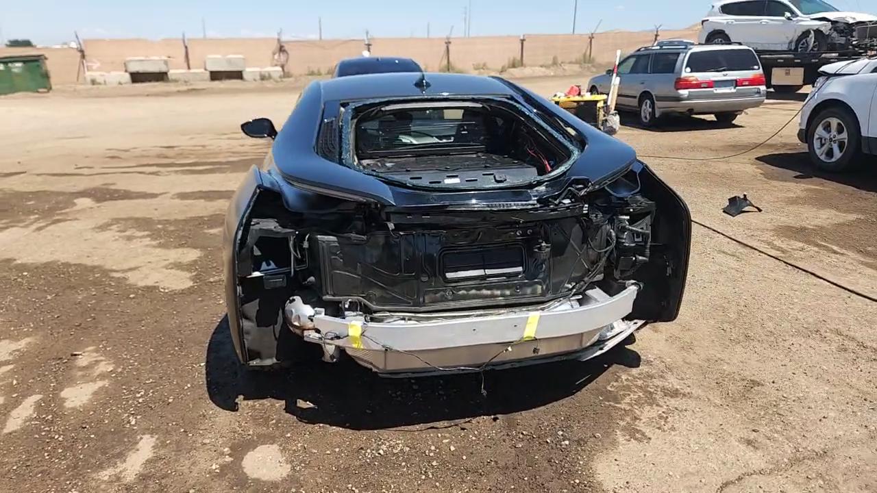 Фото: WBY2Z2C32HV676608