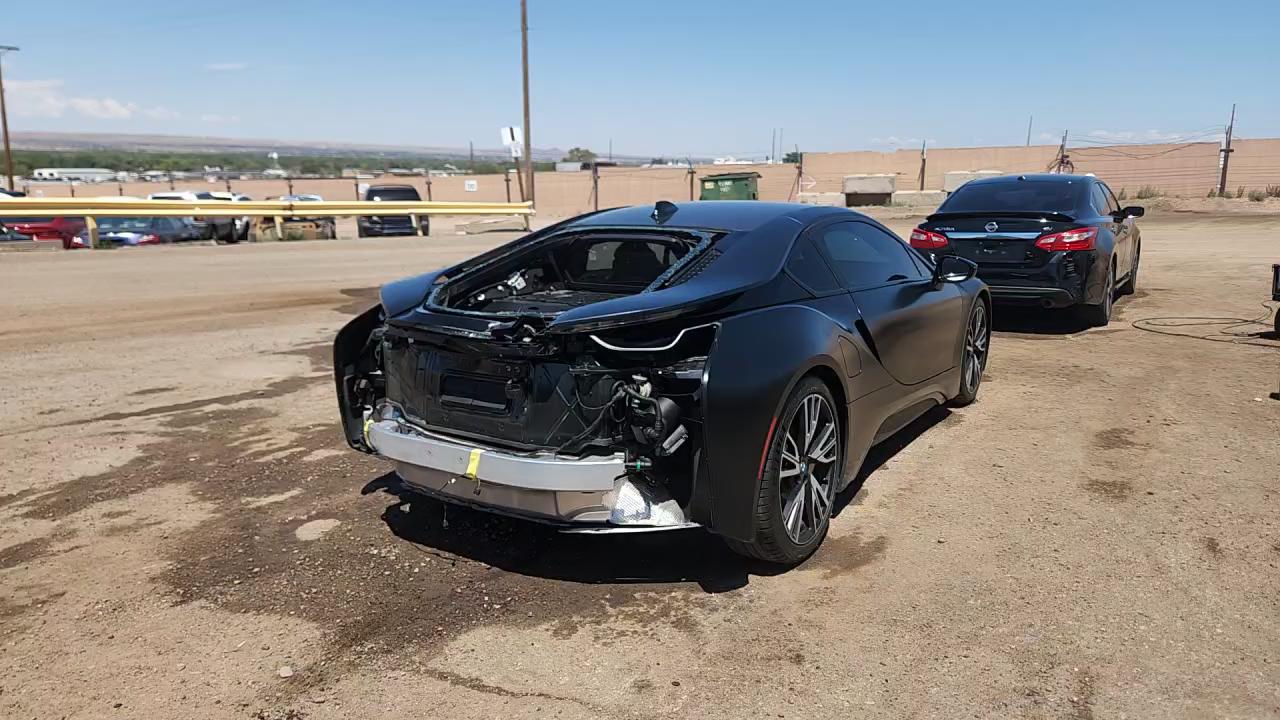 Фото: WBY2Z2C32HV676608