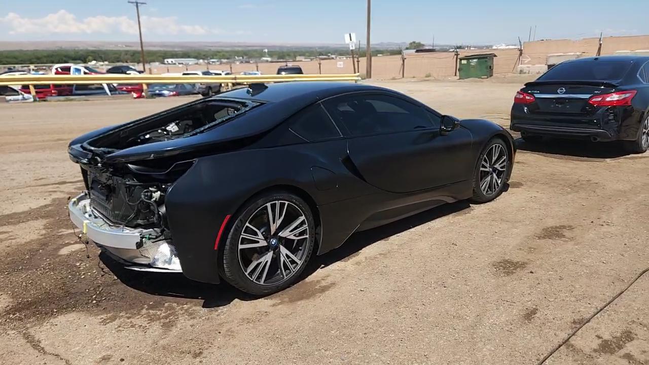 Фото: WBY2Z2C32HV676608