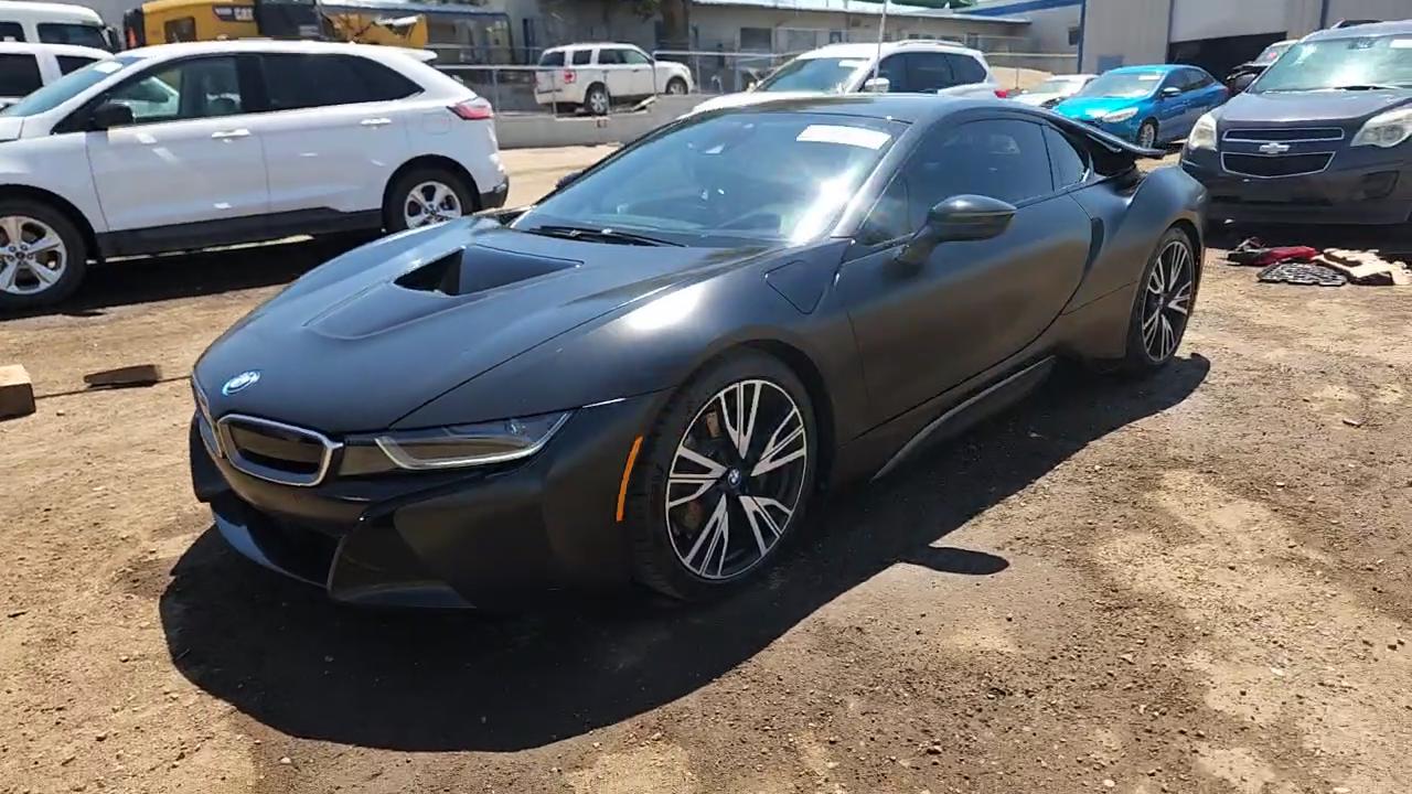 Фото: WBY2Z2C32HV676608