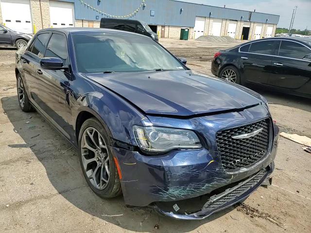 2015 Chrysler 300 S VIN: 2C3CCABG5FH872672 Lot: 68670555