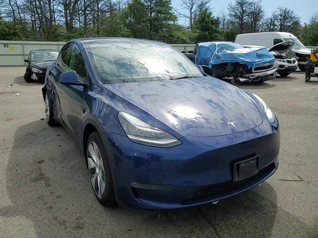 2021 Tesla Model Y VIN: 5YJYGDEE3MF141923 Lot: 70928005