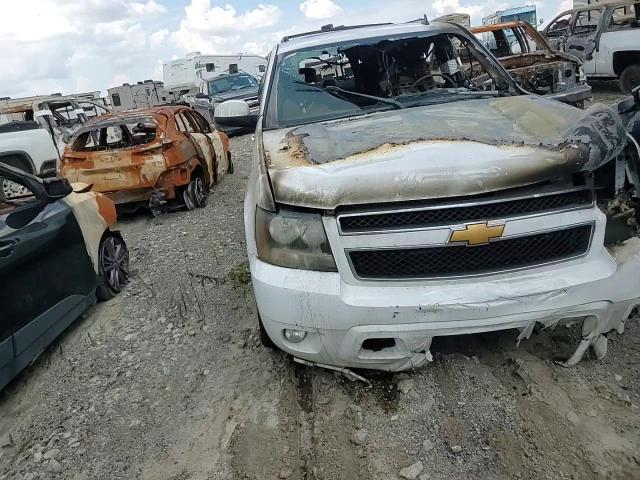 2012 Chevrolet Suburban K1500 Lt VIN: 1GNSKJE79CR107702 Lot: 67795355