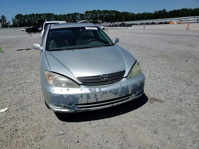2004 Toyota Camry Le VIN: 4T1BF30K24U079482 Lot: 70922235
