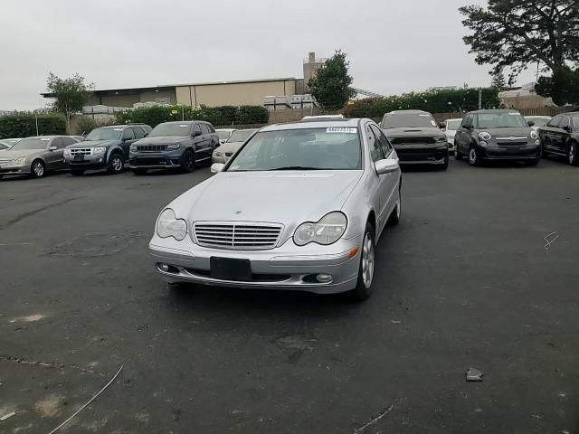 2002 Mercedes-Benz C 240 VIN: WDBRF61J42F257287 Lot: 68022515