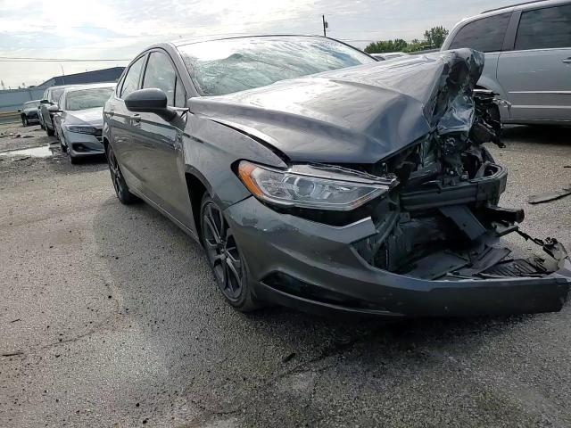 2018 Ford Fusion Se VIN: 3FA6P0HD1JR153569 Lot: 70498825