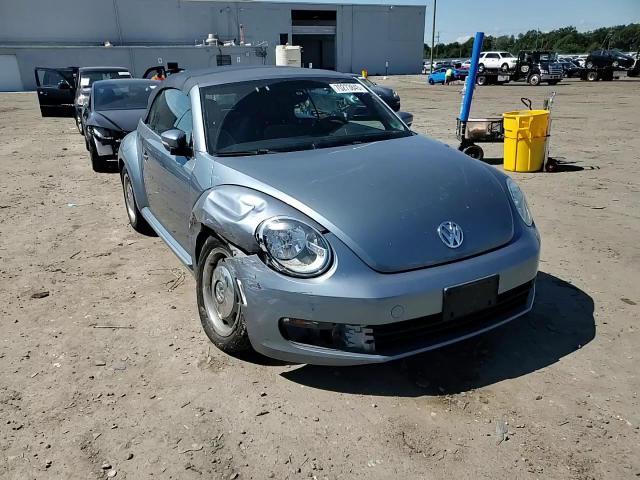 2016 Volkswagen Beetle S/Se VIN: 3VW517AT6GM811780 Lot: 70273845