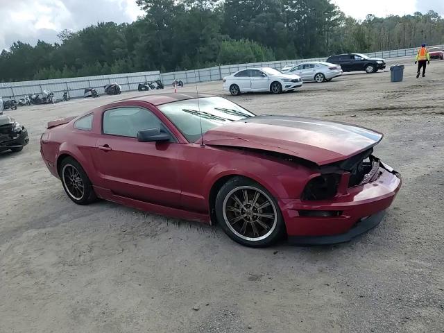 2008 Ford Mustang VIN: 1ZVHT80N285103890 Lot: 68451155