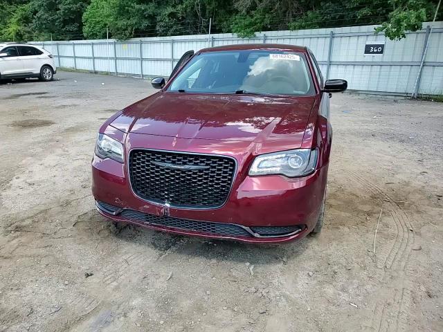 2022 Chrysler 300 Touring VIN: 2C3CCAAG1NH123741 Lot: 68162425