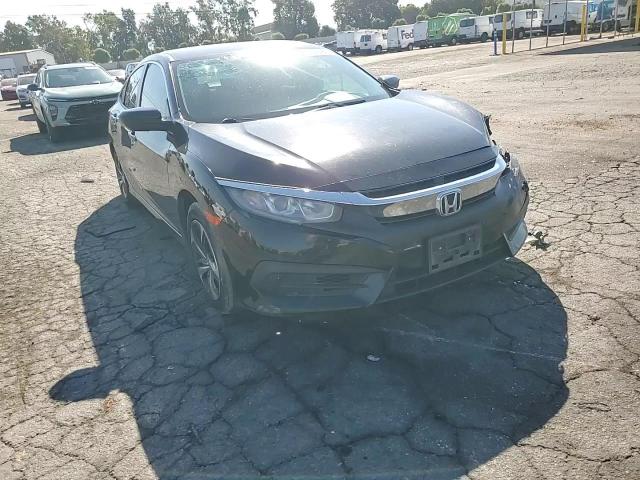 2018 Honda Civic Lx VIN: 2HGFC2F52JH508761 Lot: 70749185