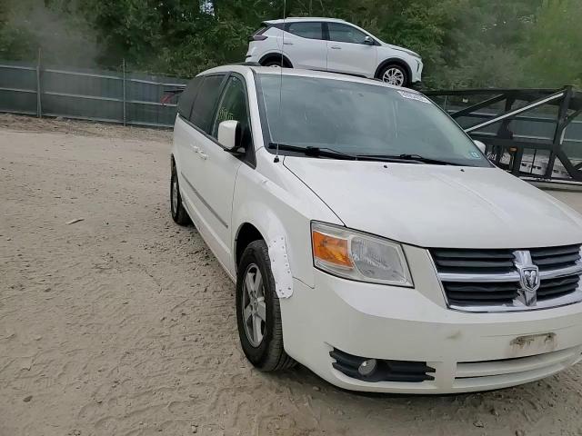 2010 Dodge Grand Caravan Sxt VIN: 2D4RN5D17AR499253 Lot: 69954035