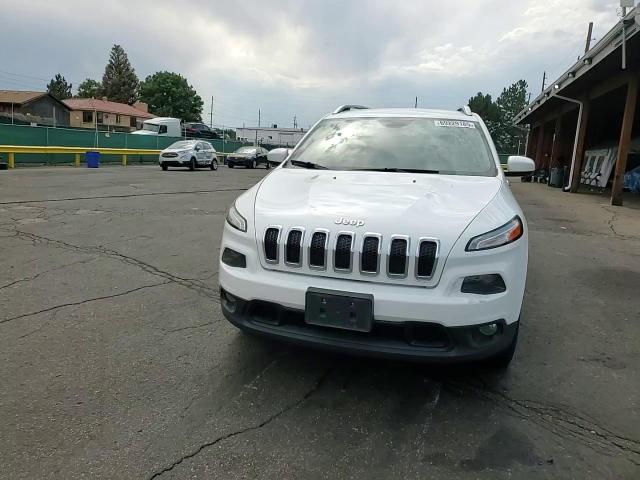 2016 Jeep Cherokee Latitude VIN: 1C4PJMCS2GW360524 Lot: 69229185