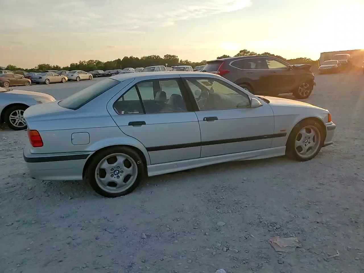 Фото: WBSCD9321WEE09070