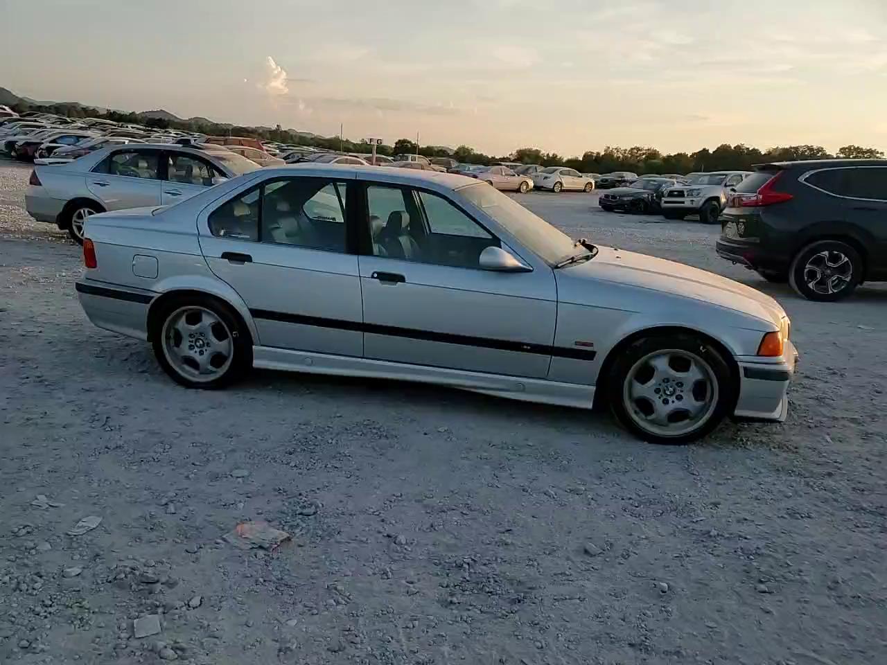 Фото: WBSCD9321WEE09070