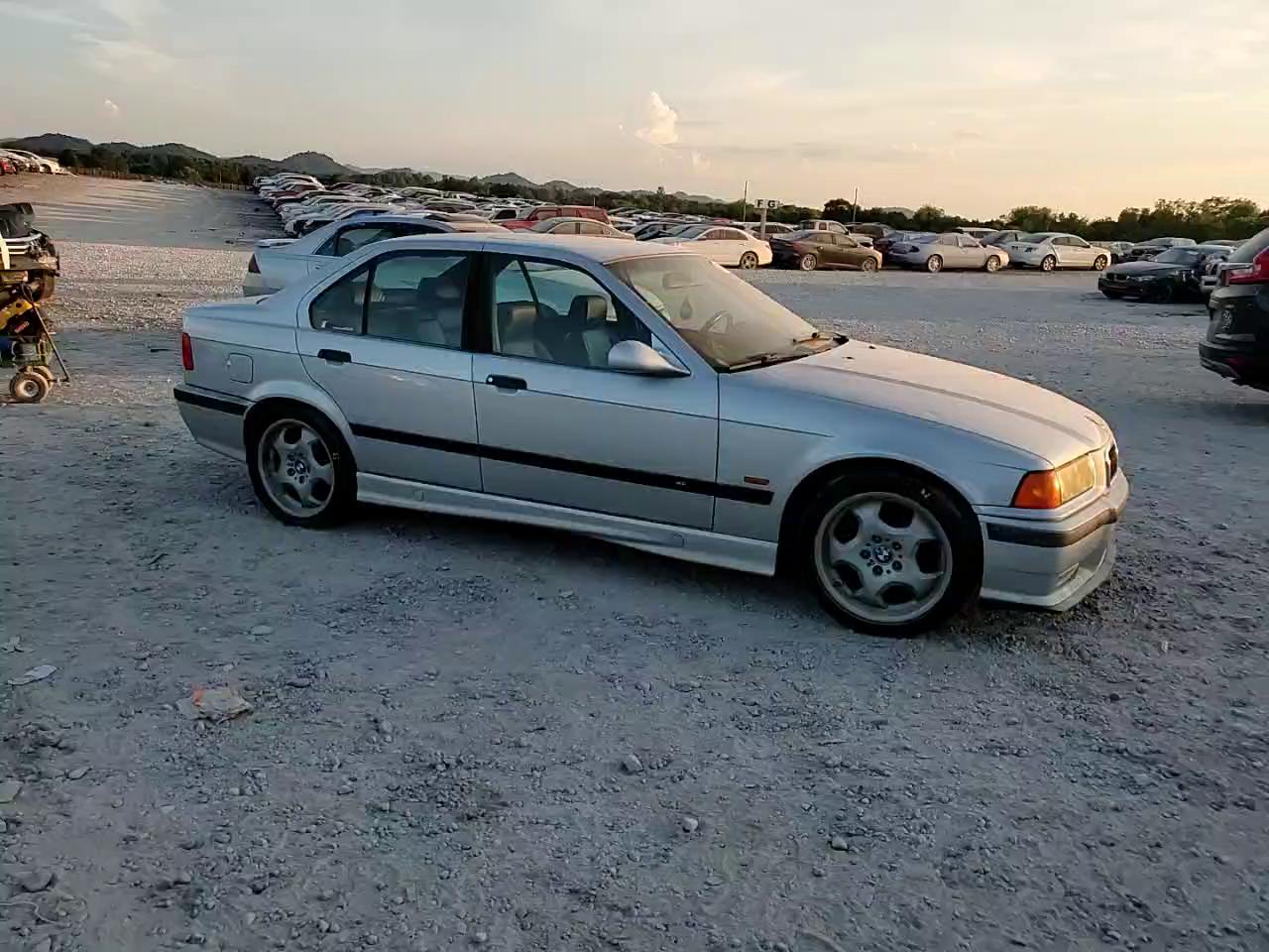 Фото: WBSCD9321WEE09070