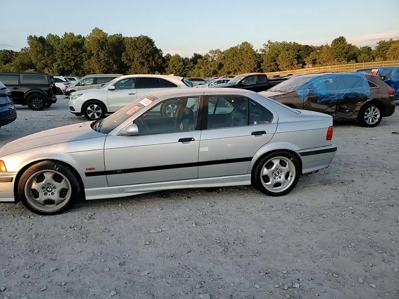 Фото: WBSCD9321WEE09070