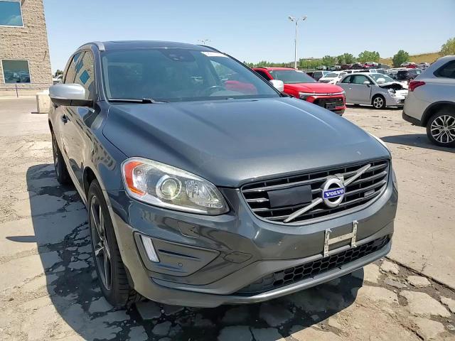 2015 Volvo Xc60 T6 R-Design Platinum VIN: YV4902RH5F2617934 Lot: 68370505