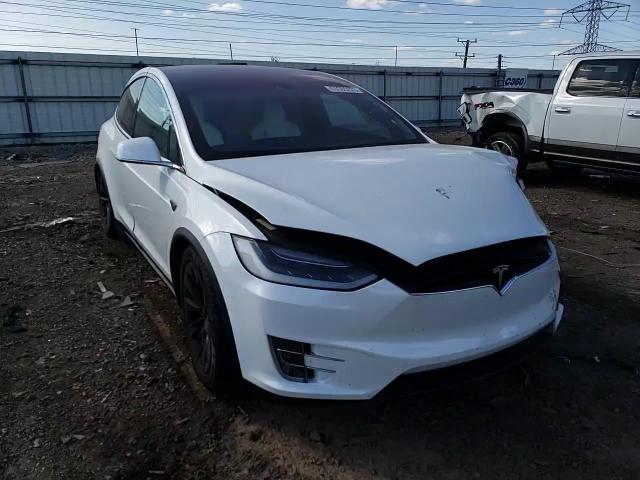 2016 Tesla Model X VIN: 5YJXCBE25GF003046 Lot: 65985223