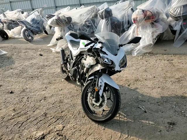 2015 Kawasaki Ex300 B VIN: JKAEX8B14FDA21146 Lot: 71071904