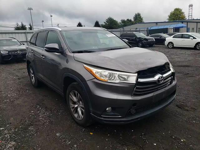 2014 Toyota Highlander Xle VIN: 5TDJKRFH0ES056640 Lot: 72112024