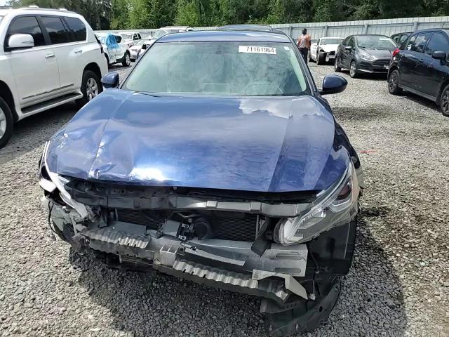 2019 Nissan Altima - Image 11