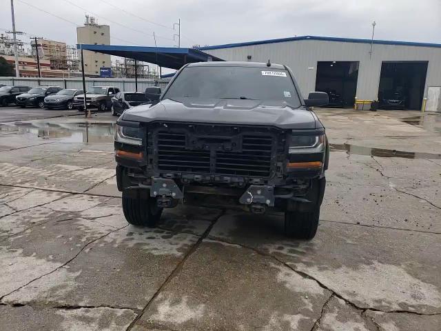 2018 Chevrolet Silverado - Image 11