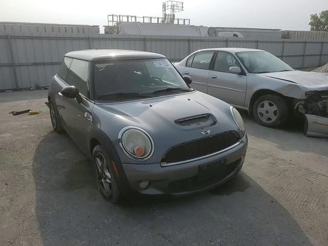 2009 Mini Cooper S VIN: WMWMF73599TT96969 Lot: 71411234