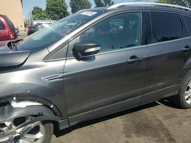 1FMCU9J96FUC58877 2015 Ford Escape Titanium