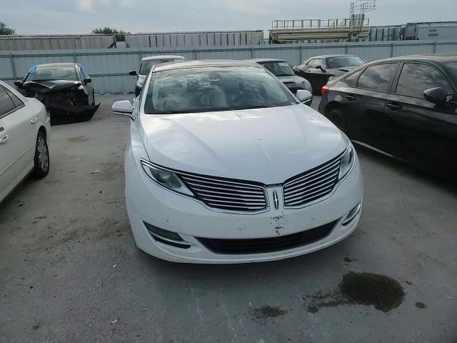 2013 Lincoln MKZ - Image 11