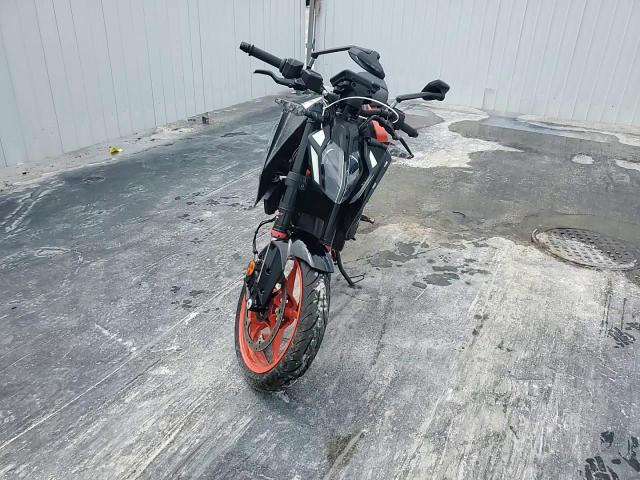 2024 Ktm 390 Duke VIN: MD2JPJ407RN238843 Lot: 71594704