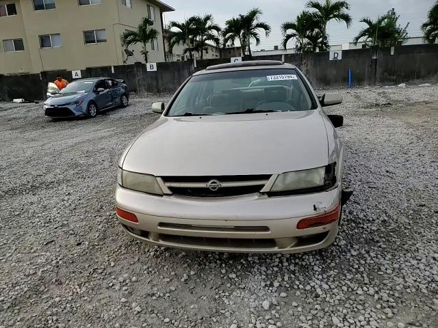 JN1CA21D2VM528522 1997 Nissan Maxima Gle