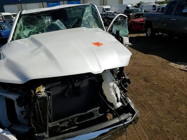 2022 RAM 1500 - Image 11