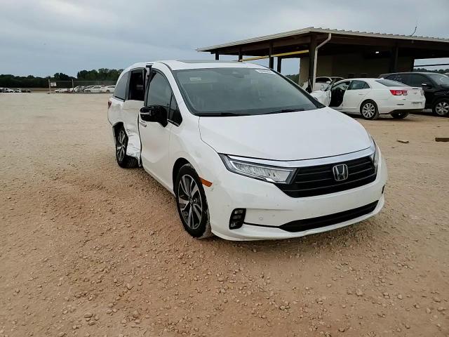 2023 Honda Odyssey Touring VIN: 5FNRL6H8XPB067048 Lot: 70588094