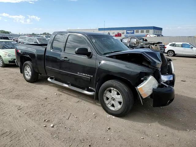 2008 Chevrolet Silverado - Image 10