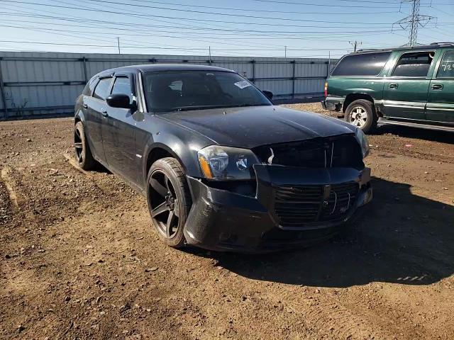 2005 Dodge Magnum R/T VIN: 2D4GV58215H587205 Lot: 72400054