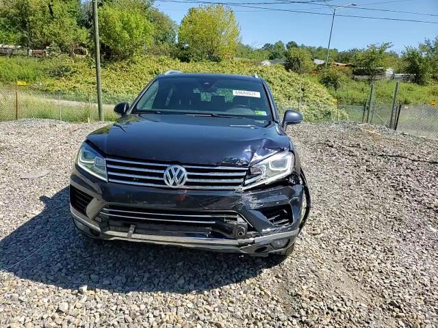 2017 Volkswagen Touareg Wolfsburg VIN: WVGRF7BP7HD003499 Lot: 69684834